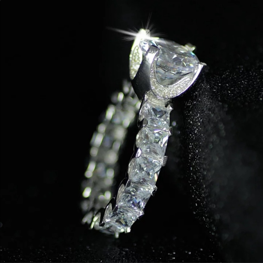 ENGAGEMENT 925 STERLING SILVER DIAMOND RING - Picture 6 of 6